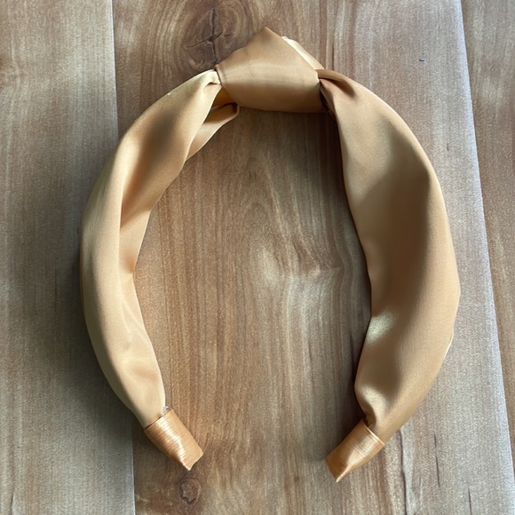 H & M | gold headband - Picture 3 of 3